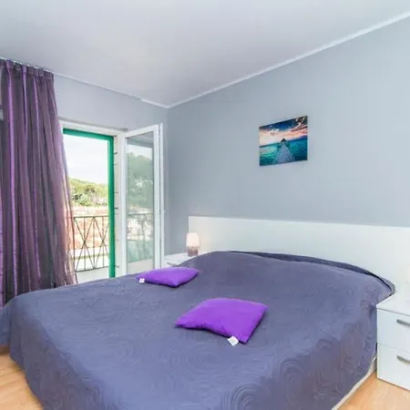 Apartment Apartments By The Sea Povlja, Brac - 12362 Povlja (Brac)